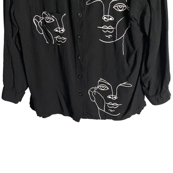 Women's Black/White Minimalist Face Sketch Print Button Down Shirt - Picture 3 of 6